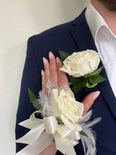 Load image into Gallery viewer, Feathered Rose Corsage